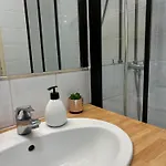 T2 Avec Piscine Et Terrasse Dans Arboree Appartement *