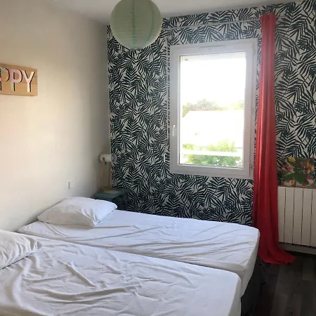 T2 Avec Piscine Et Terrasse Dans Arboree Λα Ροσέλ