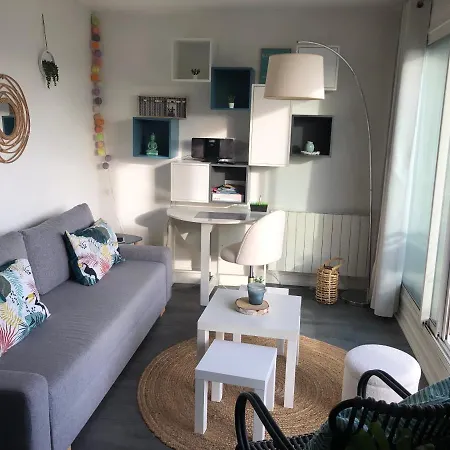 Apartment T2 Avec Piscine Et Terrasse Dans Arboree